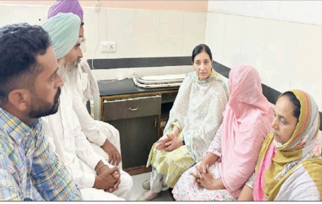 Parampal Kaur Sidhu enquired about the health of ex-serviceman Ranveer Singh injured by drug smugglers.